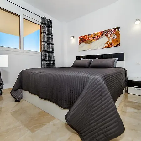 Bennecke Elvis Apartment Torrevieja